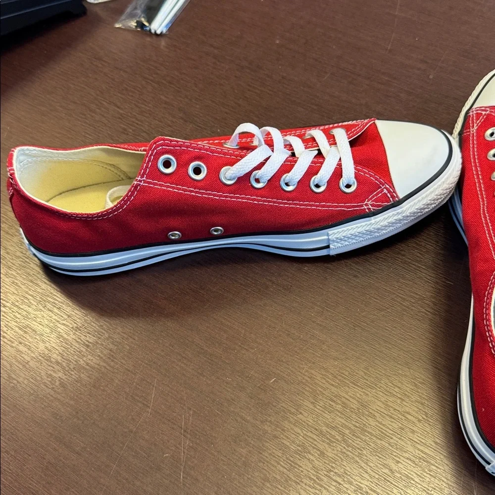 Converse All Star Low Top Sneakers in Red and White - Picture 6 of 9